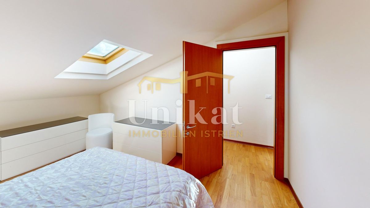 Dvostanovanjski stan z 4 spalnicami